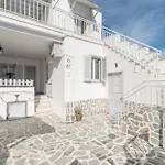 Hotel By The Sea Agia Anna *