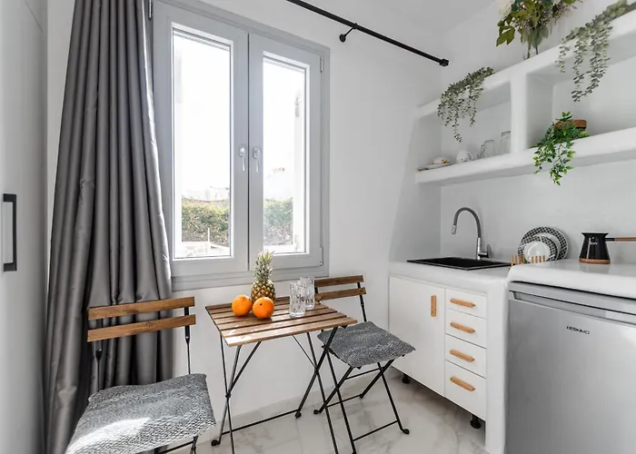 Szálloda By The Sea Agia Anna Ajía Ána